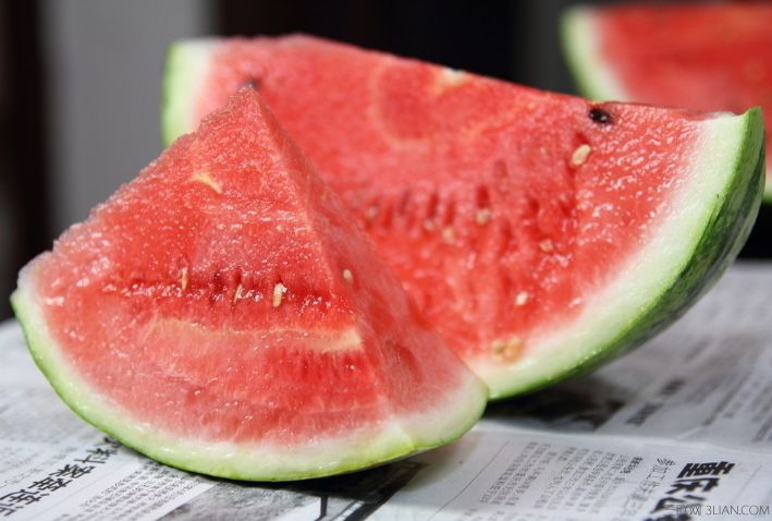 哺乳期可以吃冰镇西瓜吗,哺乳期能吃冰西瓜