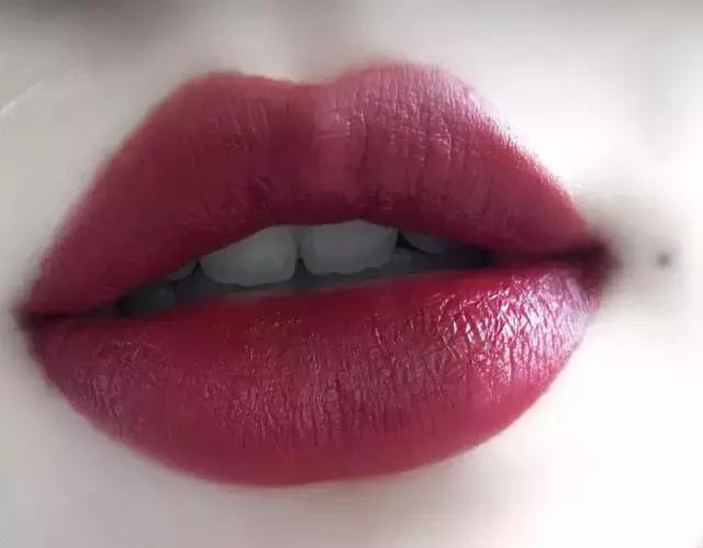 ysl旧版还回归吗,ysl还会降价吗