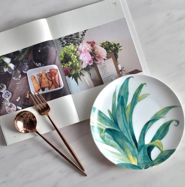 食欲好、拍照好……这么貌美的植物餐盘,我想不出拒绝理由