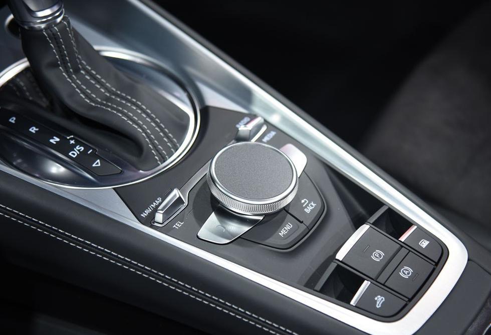 奥迪tt敞篷2021款落地多少钱,奥迪ttrs-r敞篷