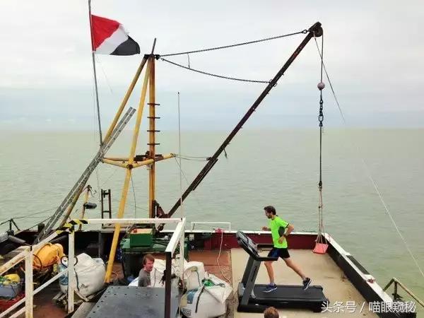 这个如篮球场大小的袖珍国家，唯一的出路是和中国建交？