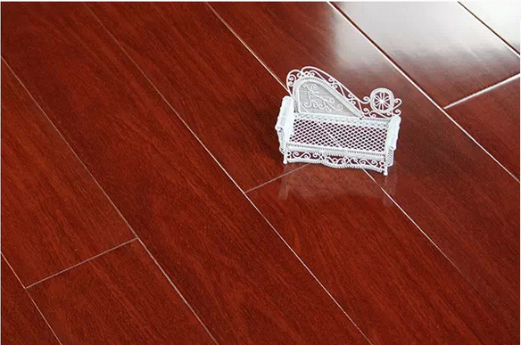 龙凤檀木地板味道大,龙凤檀地板的寓意