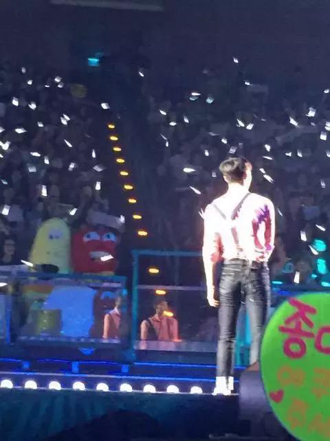 去看exo演唱会的事项,怎样在演唱会上引起爱豆的注意exo