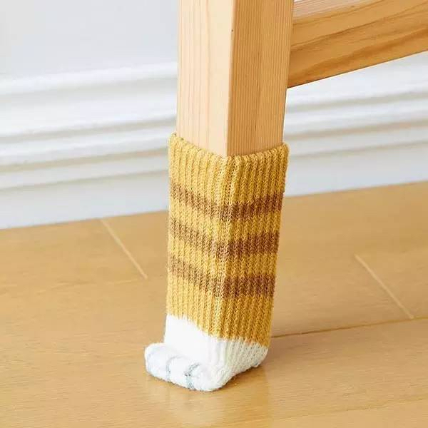 不要说我孤独，我还有猫