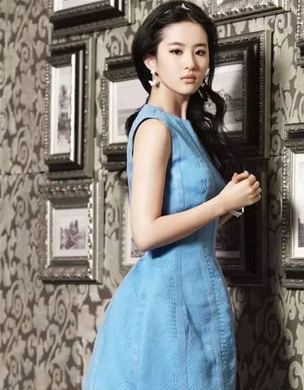 方脸赵丽颖明星图,赵丽颖鹅蛋脸图片大全