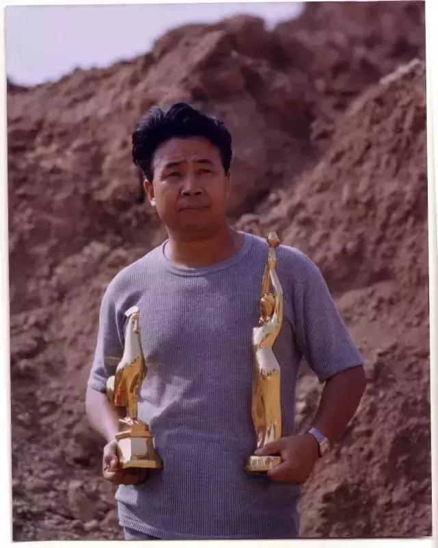 吴天明看了哪两部电影,吴天明和他的中国影片