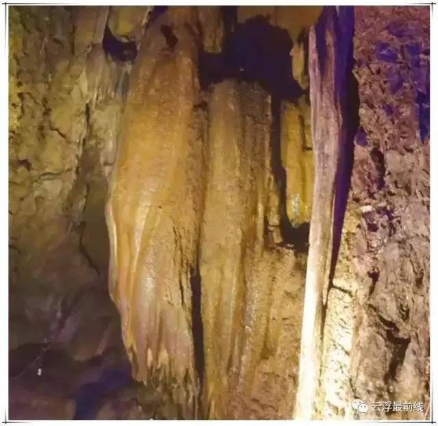 感叹石林的鬼斧神工,感叹云浮