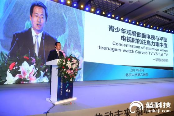 曲面显示宣传,曲面显示器对市场的影响