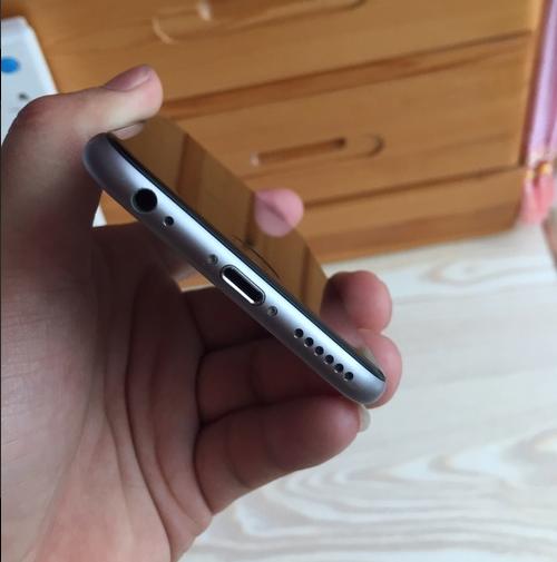 1900元入手iPhone6s64GB！扩容机和卡贴机选谁？