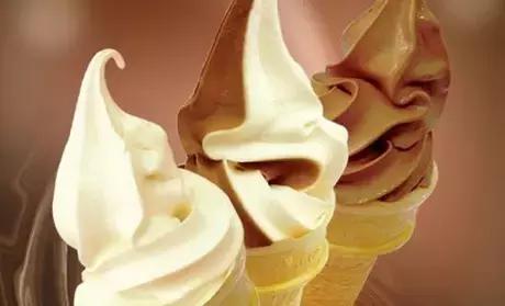 爱吃冰淇淋的你是否遇见嘴甜的那个ta