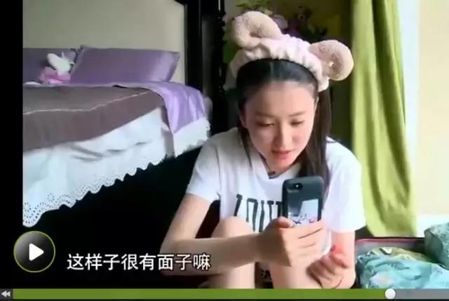 靠乖乖女一角走红却身边名裂，背后竟与整容有关