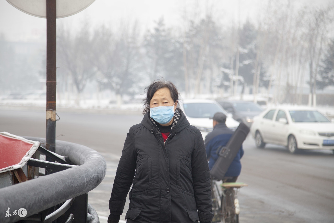 嗓子疼喝什么水治嗓子疼,嗓子疼吃什么食物有效缓解