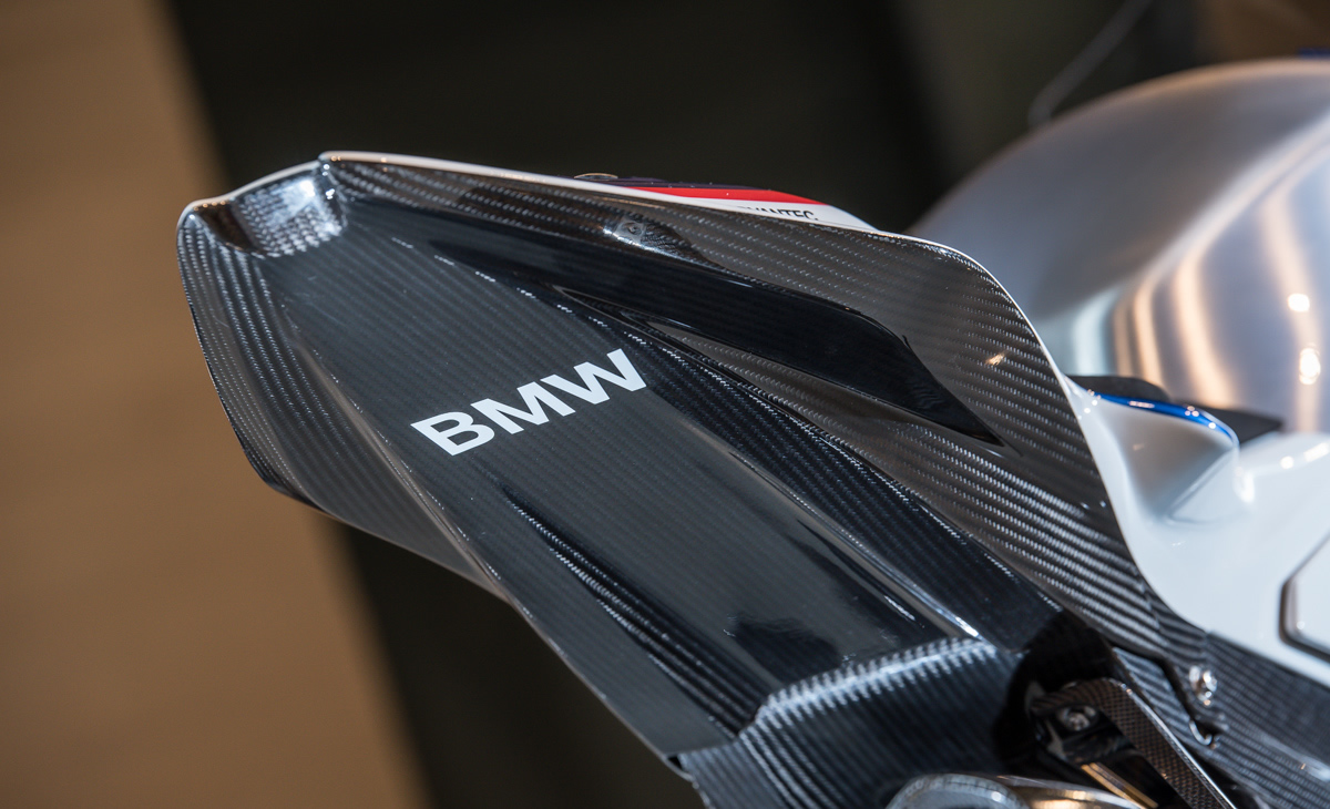 宝马摩托车hp4race民用版,限量版宝马hp4race超级摩托车