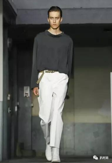 当下男装流行款式,男装宽松百慕大短裤流行趋势