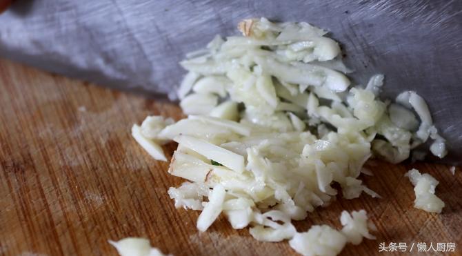 教你做一碗油泼辣子面,教你做油泼面的方法