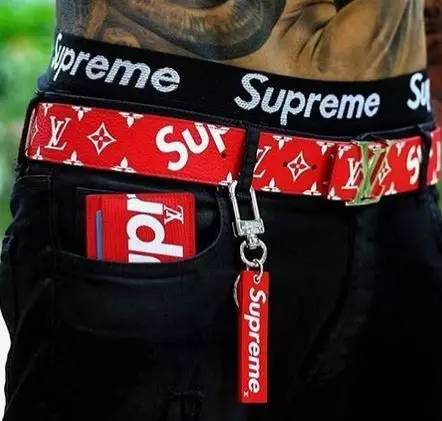 supreme网红外套 (网红潮牌supreme2019)