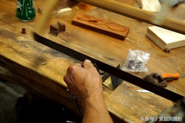 我们是谁?游客!我们做啥?木工!怎么做?打酱油!