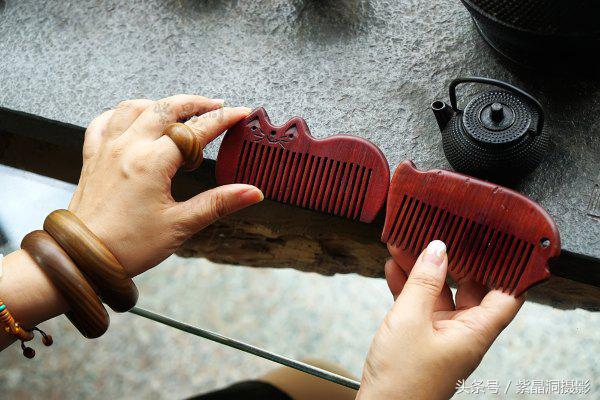 我们是谁?游客!我们做啥?木工!怎么做?打酱油!