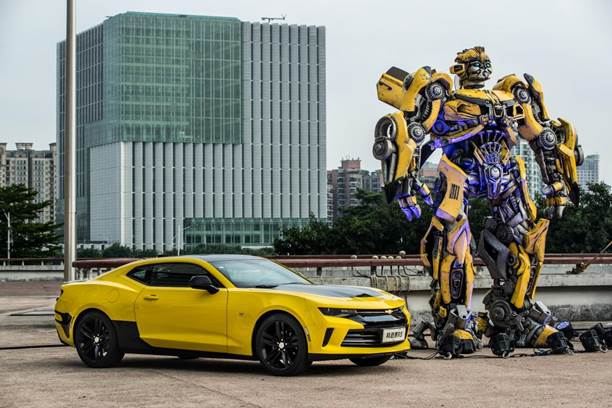 雪佛兰科迈罗大黄蜂ss最强版本,雪佛兰科迈罗完美复刻大黄蜂