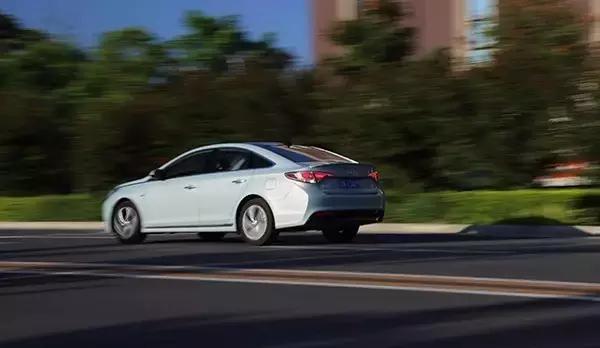 现代混动索纳塔9落地价,索纳塔9混动电池寿命