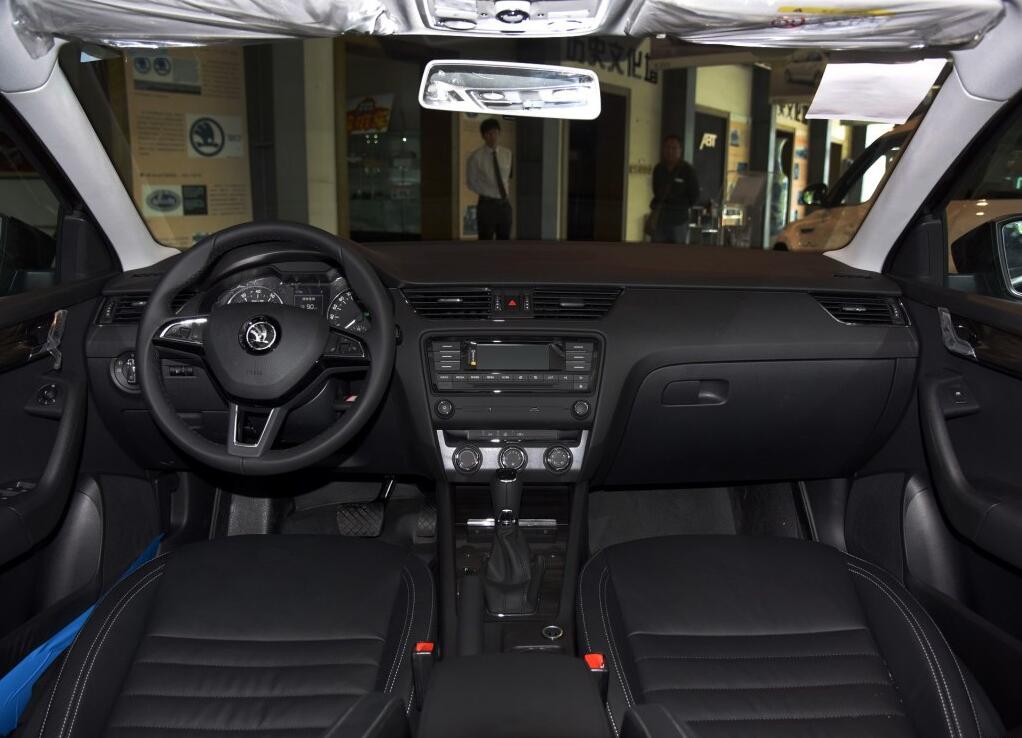 明锐2017款手动智行用车感受,2017款明锐驾驶质感怎么样