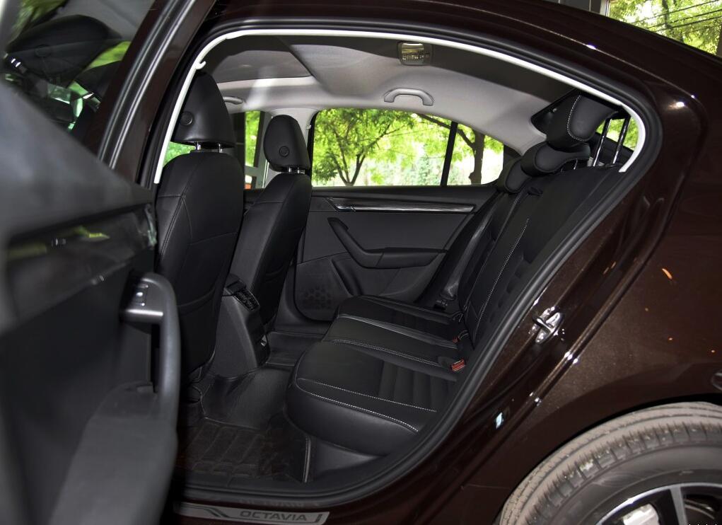 明锐2017款手动智行用车感受,2017款明锐驾驶质感怎么样