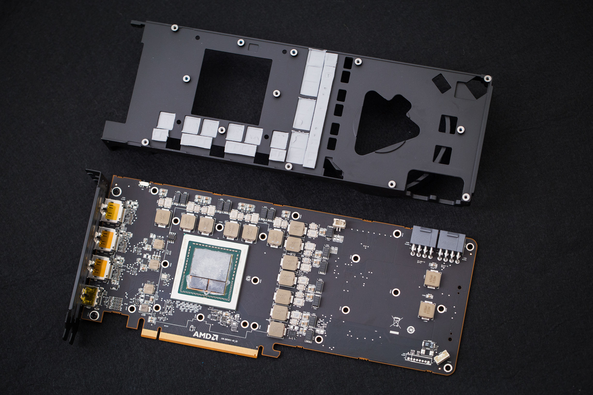 radeonvega10显卡怎么样,radeonvega11graphics显卡怎么样