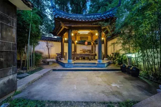 转型升级看美宿｜闲庭——任门外风吹雨打，我自胜似闲庭信步