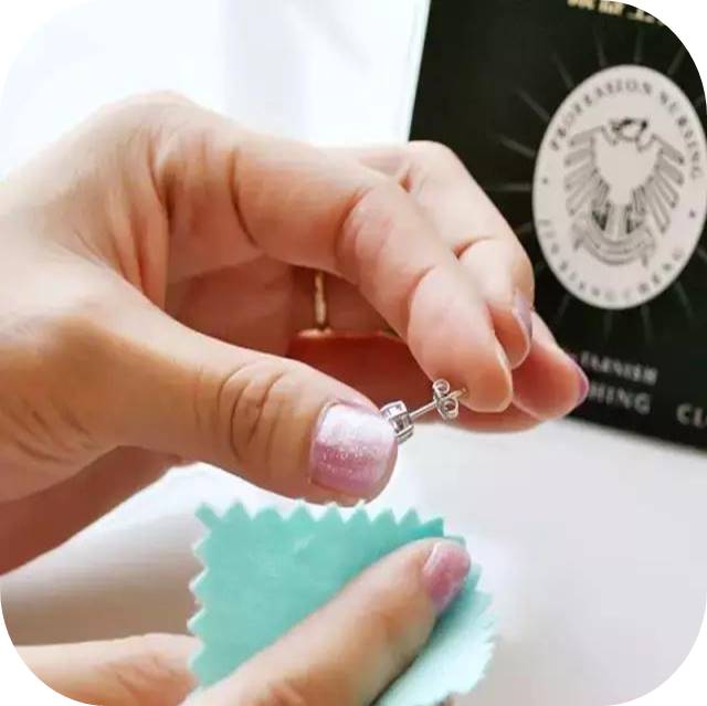 珠宝不是消耗品,珠宝对女人来说就是必需品