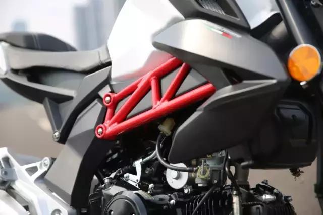 小幽灵ad125摩托评测,小幽灵ad125摩托车