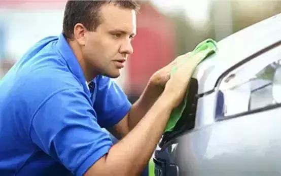 汽车前挡风玻璃划痕修复,30分钟汽车划痕修复