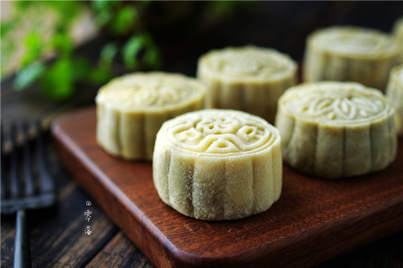 流心月饼的流心馅怎样冰冻才会硬,月饼怎么做简单又好吃又漂亮