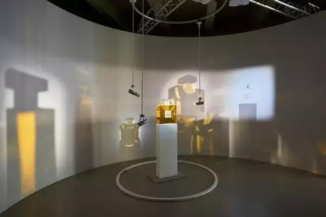 香奈儿嘉柏丽尔香水哪一年发布的 (chanel嘉柏丽尔香水50ml)