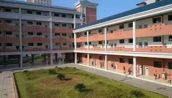 武汉最贵幼儿园一年学费,武汉顶级幼儿园收费