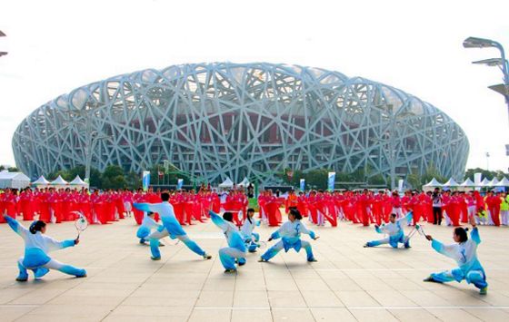 全民健身广场舞比赛圆满成功,优秀健身项目表演