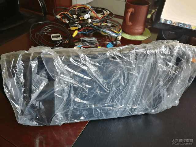 大屏导航改装手把手教你diy,道奇酷威改装大屏导航安装方法