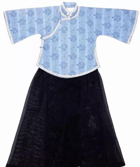 民国学生装和中山装的区别,民国学生装五四青年测评