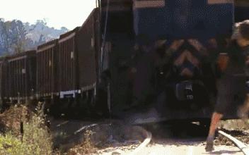 如果你讨厌熊孩子，那么《我亲爱的甜橙树》你一定是没看过