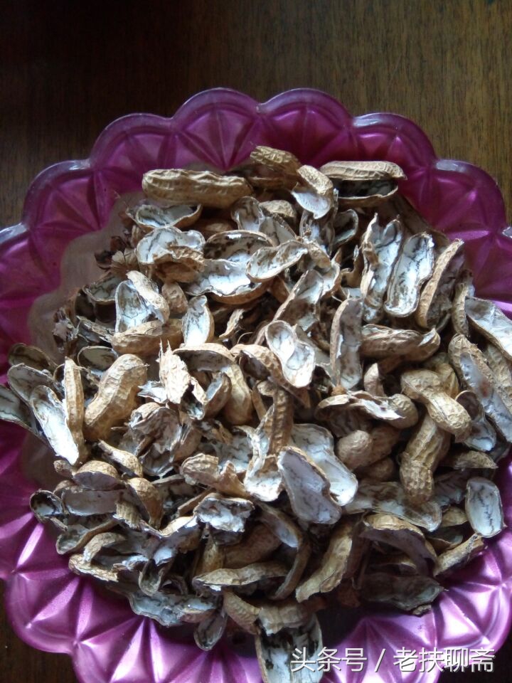 真实的故事：两个孙子因吃了奶奶放在饭桌上的花生，而引发身亡