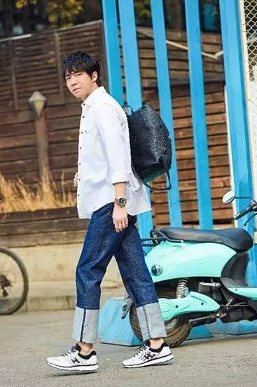 sneaker鞋知识,sneaker应该穿什么鞋