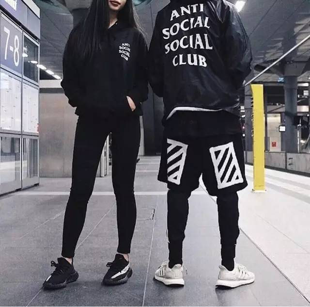 sneaker鞋知识,sneaker应该穿什么鞋