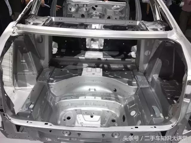 西班牙都喜欢开什么车,中国人在西班牙开什么车的多