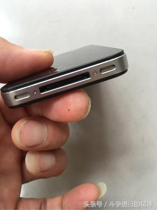 iphone4s在2020年值不值得入手,珍藏10年的iphone4s