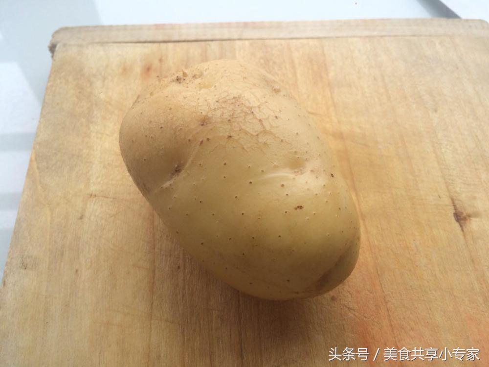 土豆淀粉没有榨汁机怎么做,自制土豆淀粉教程不用机器