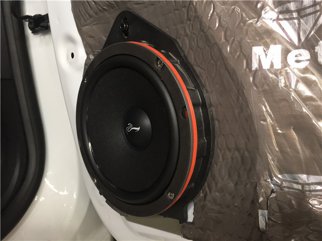 雪佛兰科鲁兹汽车音响改装家用,雪佛兰科鲁兹09顶配全车喇叭升级