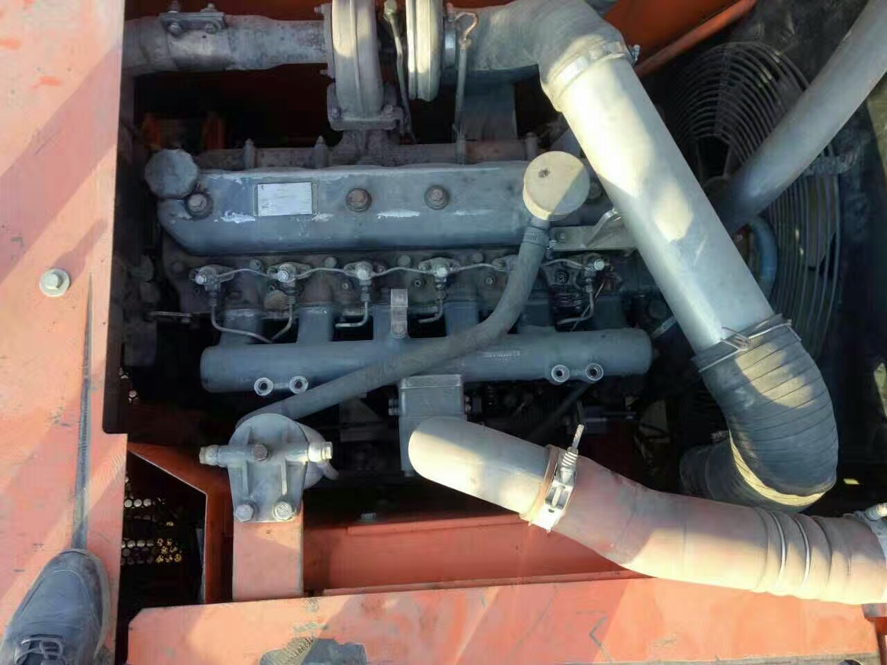 二手挖掘机发动机总成,二手挖掘机直喷和电喷哪个好