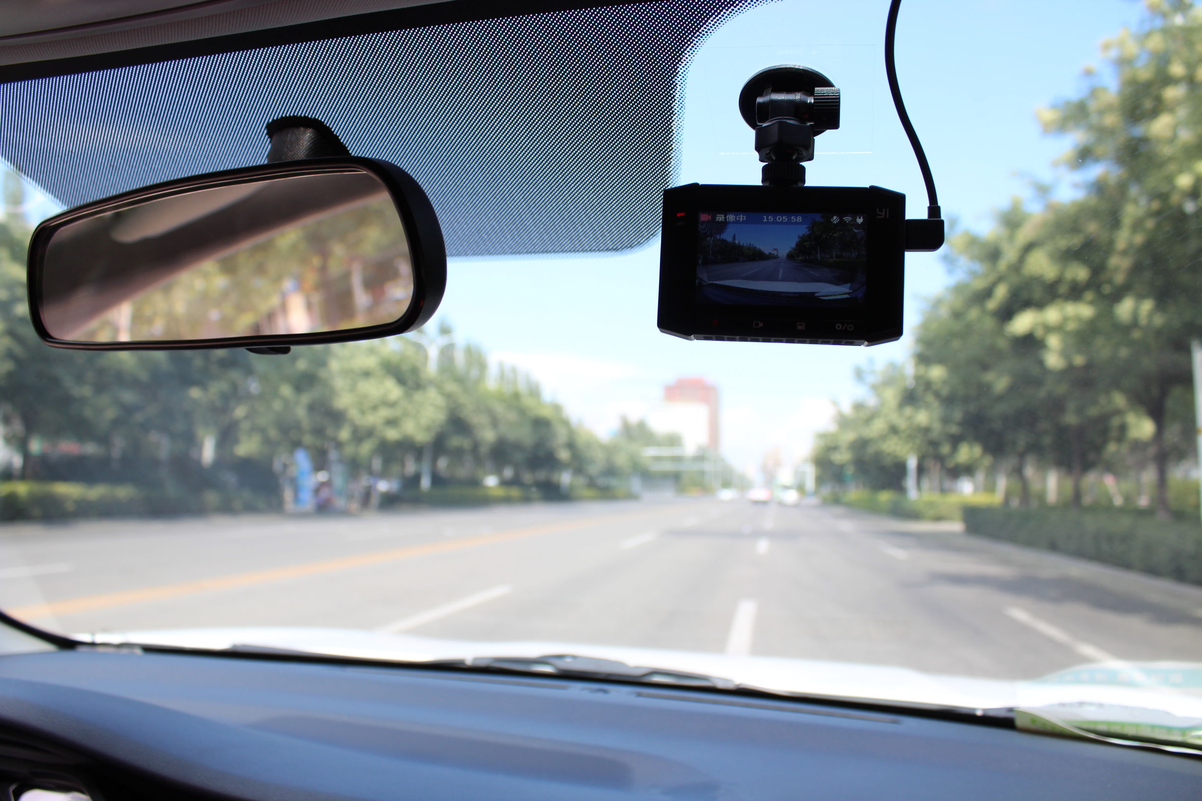 小蚁行车记录仪王者版,小蚁行车记录仪是什么