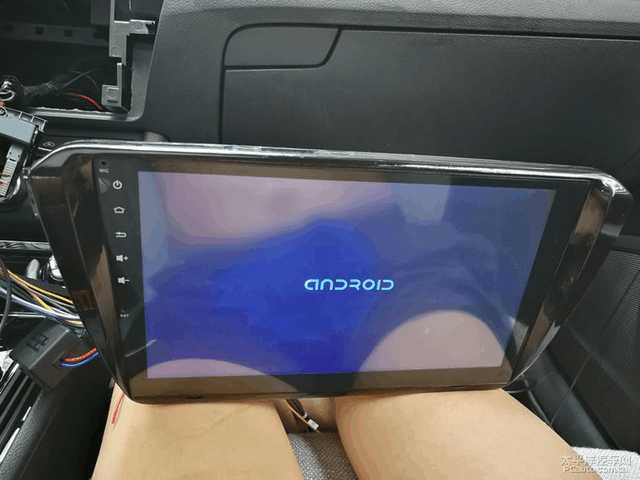 大屏导航改装手把手教你diy,道奇酷威改装大屏导航安装方法