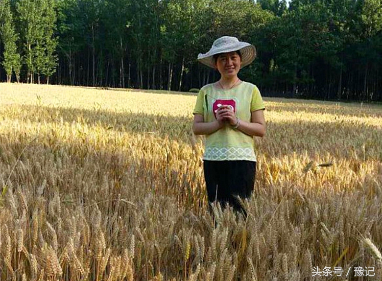 军人丈夫因公受伤妻子不离不弃,军人丈夫不离不弃照顾妻子