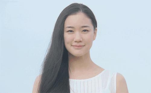 有的人长得好看笑起来却很丑,人长得很帅但是为什么笑起来很丑